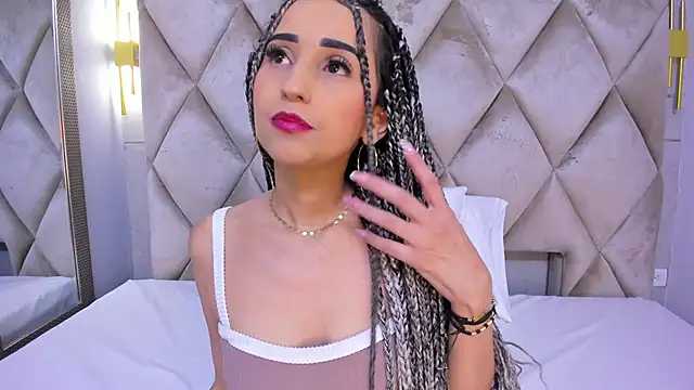 violett rabbit  online show from January 6, 8:12 pm