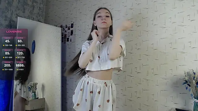 miragge  online show from November 2, 1:08 am