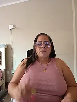 Snapshot of Angie_milf50 chatting on May 17, 5:42 pm Angie milf50 online show from May 17, 5:42 pm