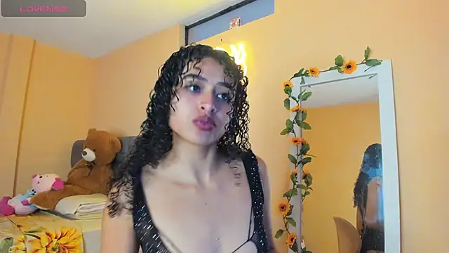 Snapshot of Keniia_rizz chatting on May 26, 7:10 pm Keniia rizz online show from May 26, 7:10 pm