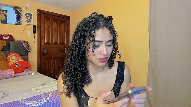 Snapshot of Keniia_rizz chatting on July 3, 7:09 pm Keniia rizz online show from July 3, 7:09 pm