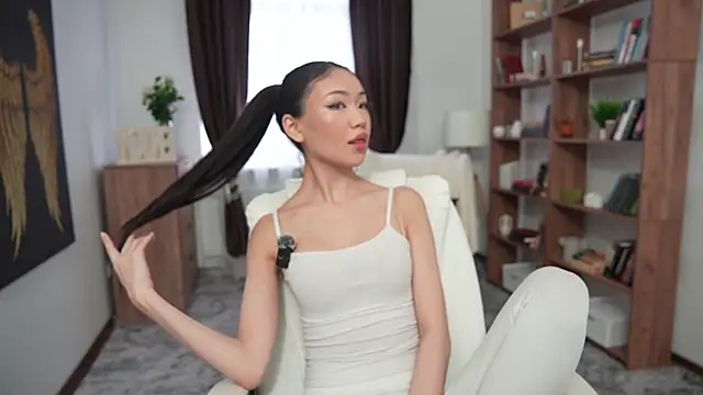 OnieClose online show from December 15, 8:07 am