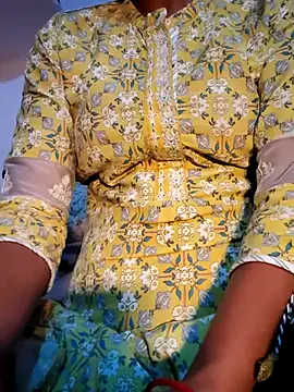 Snapshot of Hot-Rubyy chatting on February 18, 10:55 am Hot-Rubyy online show from February 18, 10:55 am