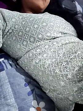 Snapshot of Hot-Rubyy chatting on March 11, 4:35 pm Hot-Rubyy online show from March 11, 4:35 pm