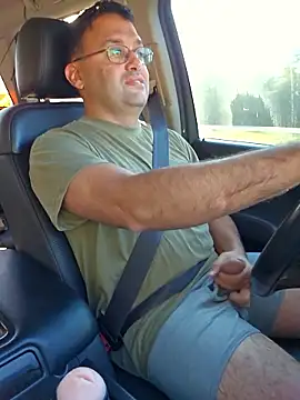 Latinesc online show from February 24, 10:08 pm