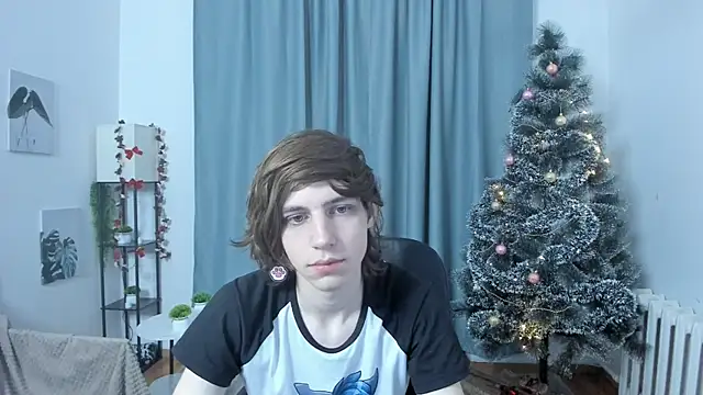 AvenGlow online show from December 19, 5:03 am