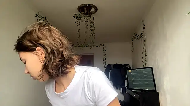 LilithFlamey online show from November 12, 7:09 am