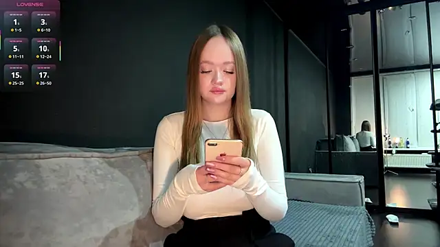 SecretGerl baby2007 online show from January 8, 4:42 pm