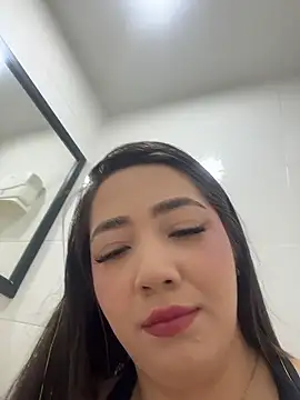 Hannahpradaa  online show from January 9, 11:13 am