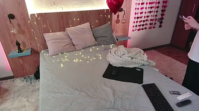 Snapshot of sweetie_kathy_ chatting on February 15, 8:46 am sweetie kathy online show from February 15, 8:46 am