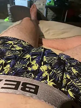 FestiveWolf225 online show from November 18, 6:01 pm