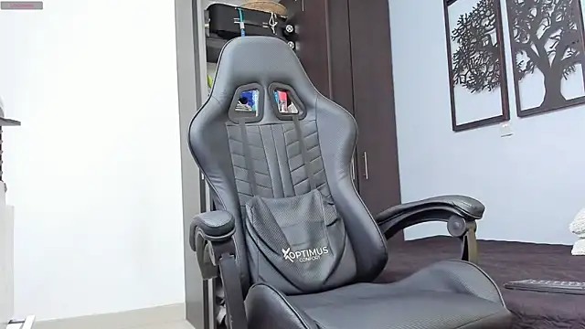 aron-bulgarelli online show from December 13, 10:15 pm