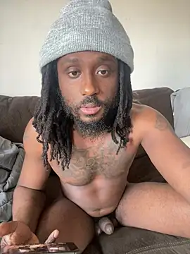 Snapshot of TheRealKnottiHead chatting on February 10, 5:50 pm TheRealKnottiHead online show from February 10, 5:50 pm