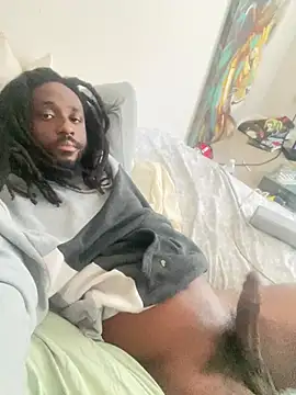 Snapshot of TheRealKnottiHead chatting on February 28, 7:04 pm TheRealKnottiHead online show from February 28, 7:04 pm