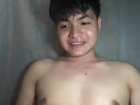 Snapshot of hot_chieaxxx chatting on June 17, 12:02 am hot chieaxxx online show from June 17, 12:02 am