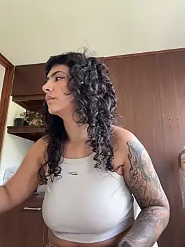 SugarTroubl33 online show from March 19, 1:48 pm