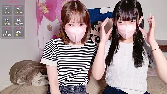 Snapshot of Kii_Chaso_Kii chatting on April 14, 12:00 pm Kii Chaso Kii online show from April 14, 12:00 pm