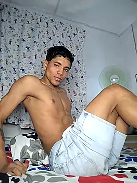 Snapshot of Alex_Sweeting chatting on December 2, 3:56 am Alex Sweeting online show from December 2, 3:56 am