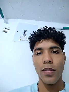 Snapshot of Alex_Sweeting chatting on March 23, 5:22 am Alex Sweeting online show from March 23, 5:22 am