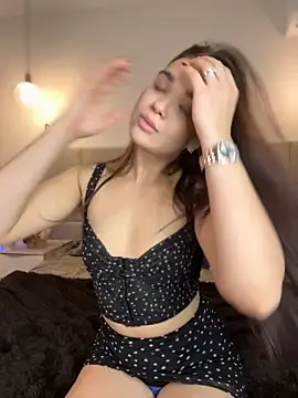 BabyShy- online show from November 13, 10:52 pm