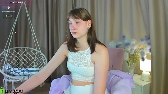 Snapshot of May_Yam chatting on July 2, 12:54 am May Yam online show from July 2, 12:54 am