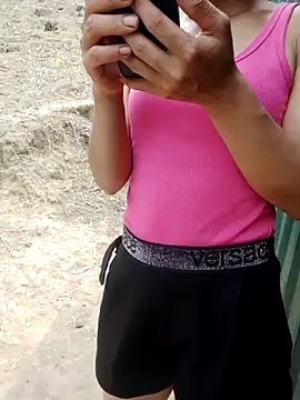 doggy-00 online show from April 15, 6:42 am