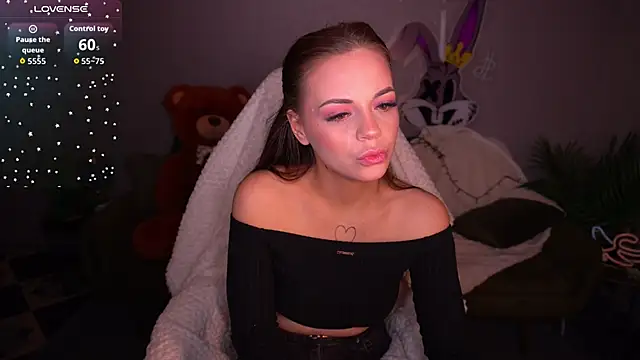 LexxxyJoy online show from February 6, 6:51 am