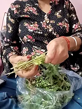 Richarani321 online show from November 2, 9:00 am