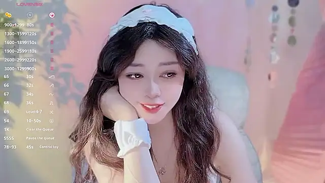 Yiluo95 online show from March 4, 4:24 pm