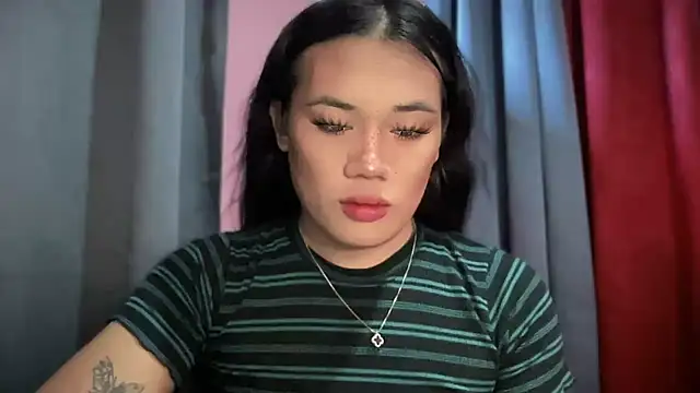 untouchable mia online show from November 29, 12:57 am