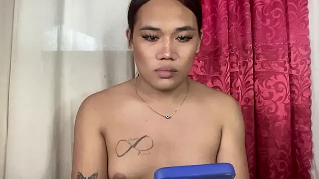 untouchable mia online show from January 13, 3:01 am