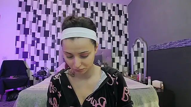 venusinylons online show from November 27, 12:40 pm