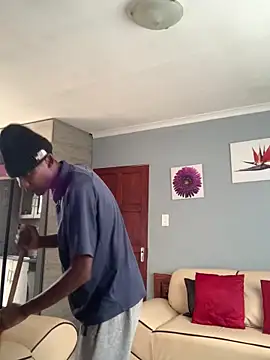 Snapshot of BlackBoyy45 chatting on February 21, 11:44 am BlackBoyy45 online show from February 21, 11:44 am