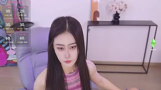 Snapshot of JoJo-ovo chatting on November 12, 10:37 am JoJo-ovo online show from November 12, 10:37 am