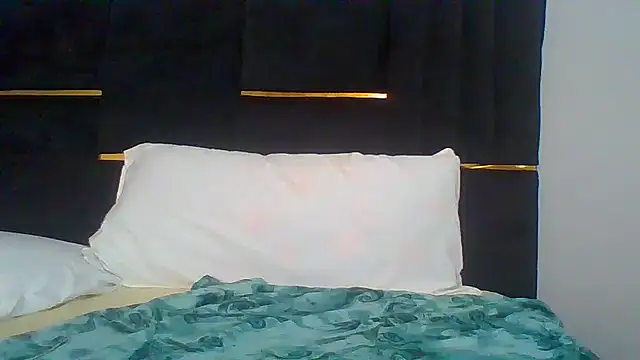 Snapshot of sashachin chatting on May 31, 5:04 am sashachin online show from May 31, 5:04 am