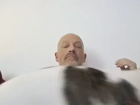 Snapshot of ExtraSweet chatting on October 27, 8:57 pm ExtraSweet online show from October 27, 8:57 pm