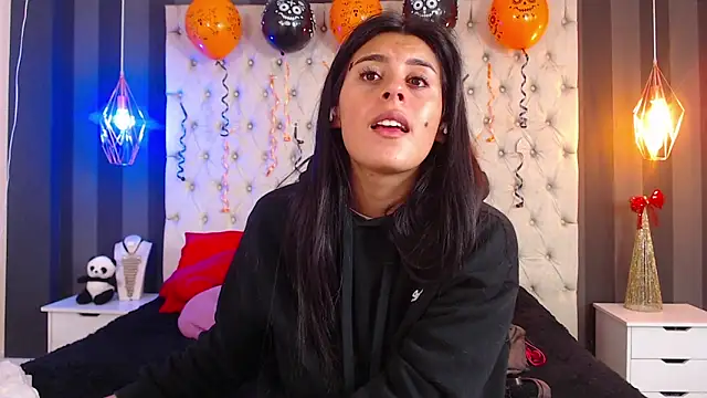 Camile Petite online show from October 29, 7:26 pm