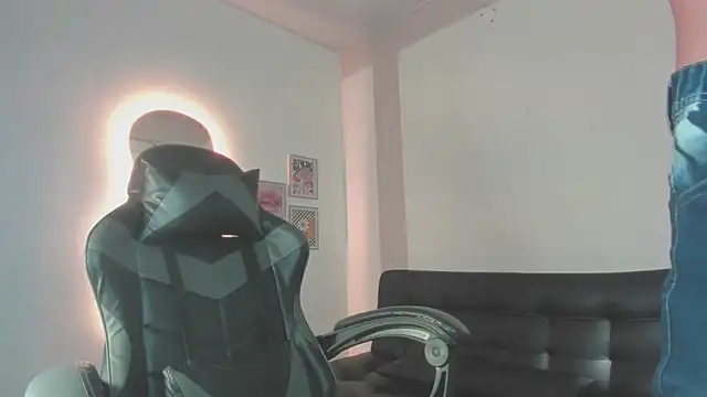 Senpai Lover online show from November 25, 8:09 pm