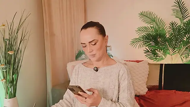 SiennaRosse online show from February 25, 9:46 pm