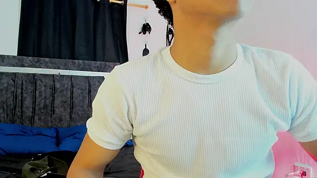 Maximiliano Khalil online show from December 4, 7:33 pm