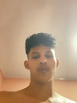 KamiSuarez online show from January 18, 4:27 am