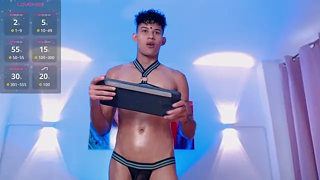 KamiSuarez online show from April 9, 6:46 pm