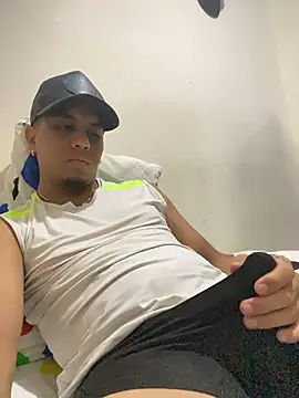 Snapshot of MichaManu7 chatting on November 7, 4:12 am MichaManu7 online show from November 7, 4:12 am