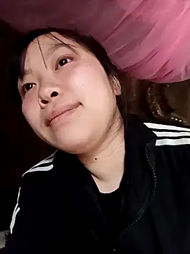 Snapshot of Ciin_hello chatting on February 3, 2:21 am Ciin hello online show from February 3, 2:21 am