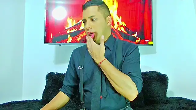 Mike Fetiche online show from November 14, 3:16 am