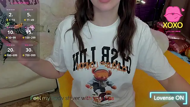 GlowMimi online show from May 25, 3:51 pm
