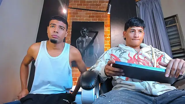 Snapshot of Jack_and_Joes chatting on November 8, 3:18 am Jack and Joes online show from November 8, 3:18 am