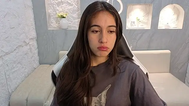 Snapshot of Nikka_Tx chatting on November 19, 3:06 am Nikka Tx online show from November 19, 3:06 am