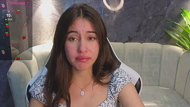 Snapshot of Nikka_Tx chatting on December 17, 3:23 am Nikka Tx online show from December 17, 3:23 am