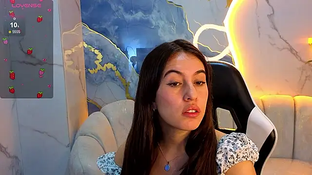 Snapshot of Nikka_Tx chatting on January 9, 3:15 pm Nikka Tx online show from January 9, 3:15 pm